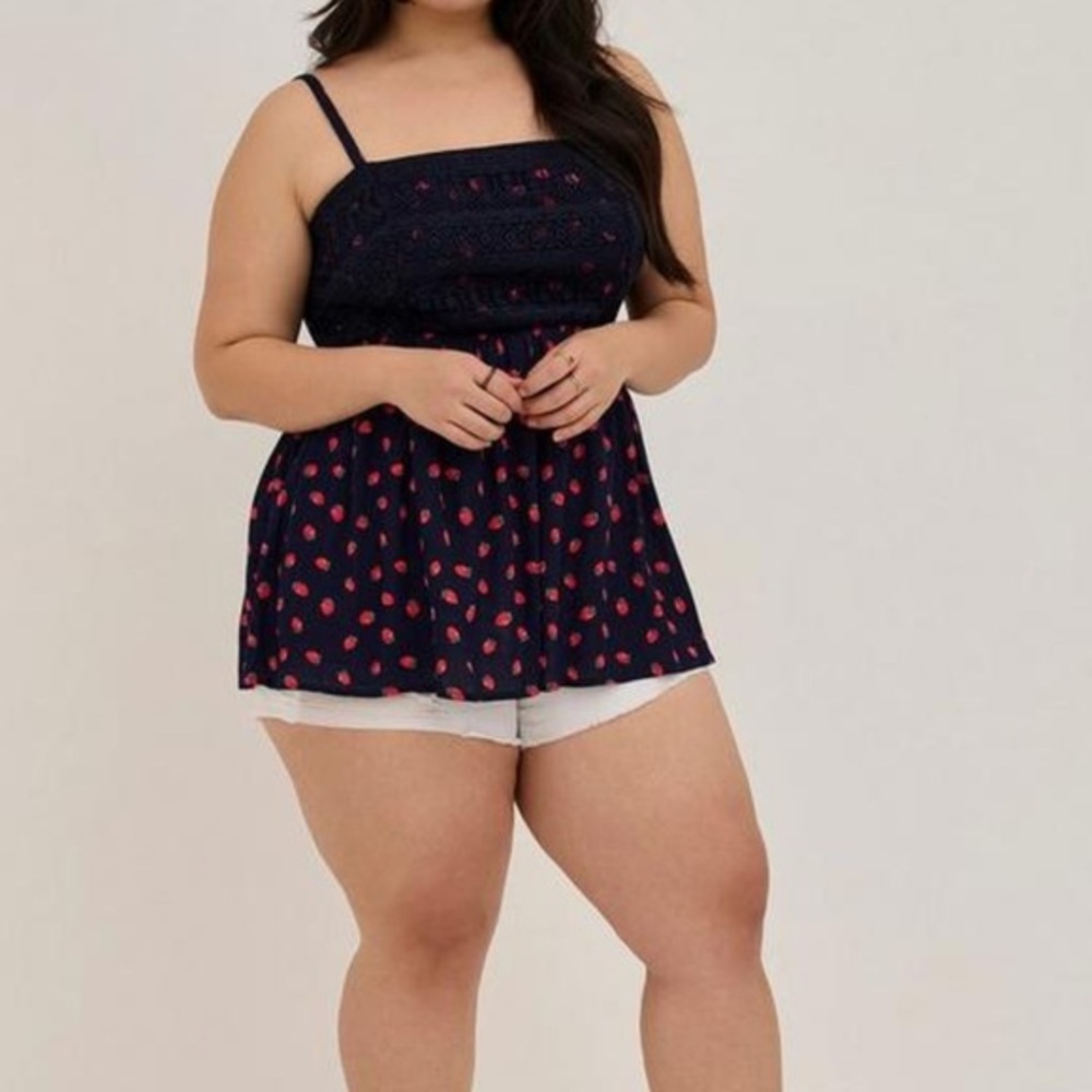 “TORRID” Size 4x Strawberry Crocheted Babydoll Smocked Tank
